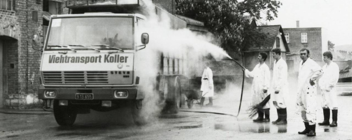 Desinfizieren eines Viehtransporters